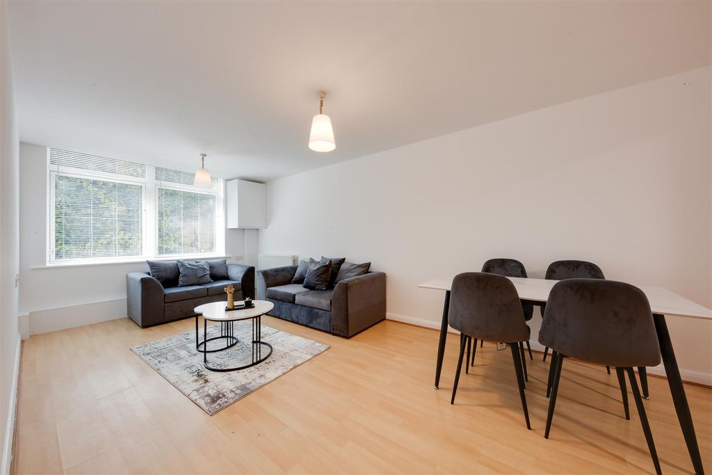 Property photo 2 of 9 Fairlead House.Jpg