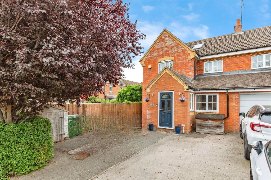 Property photo 1 of 17