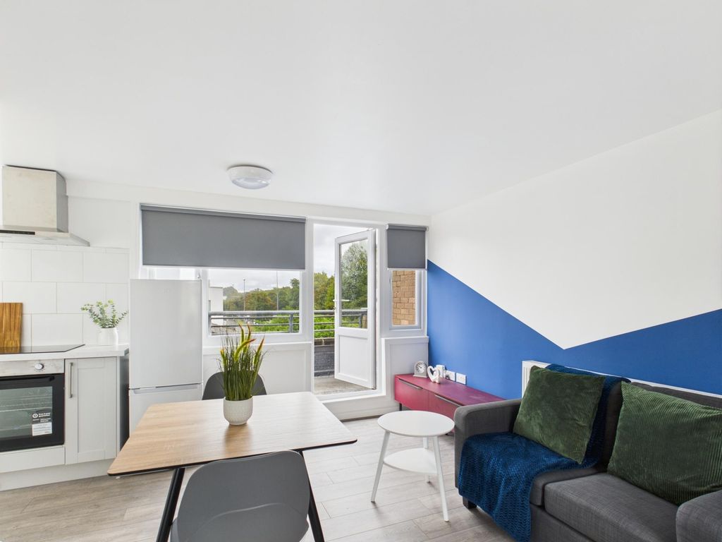 Property photo 1 of 4