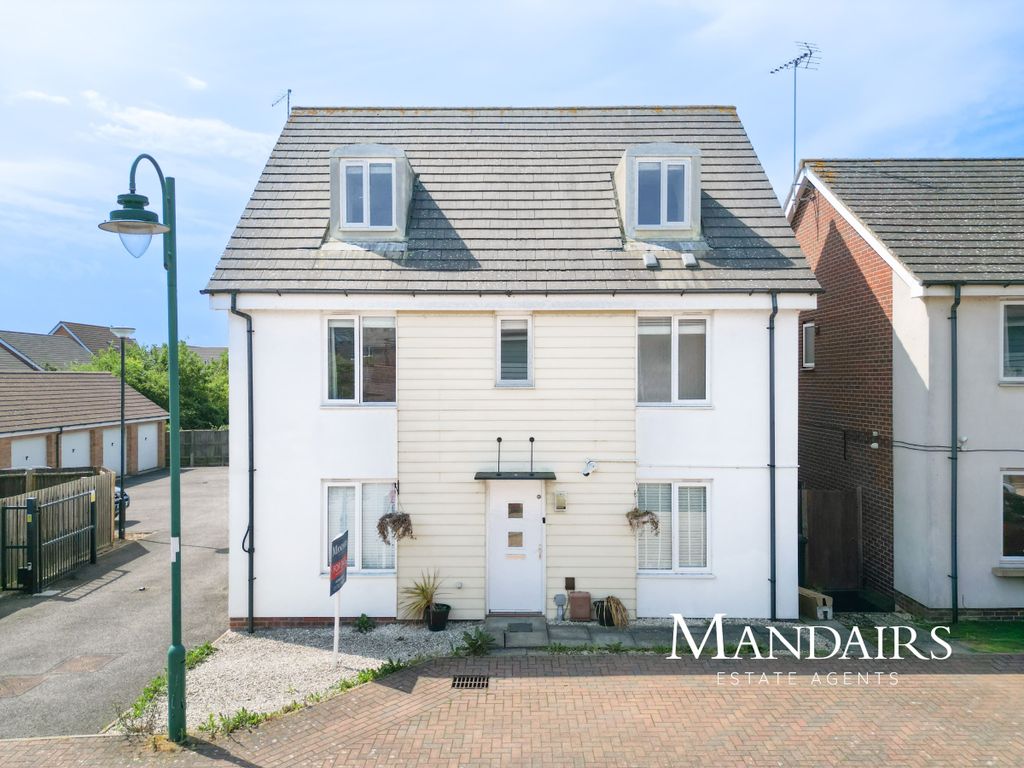 Property photo 2 of 39