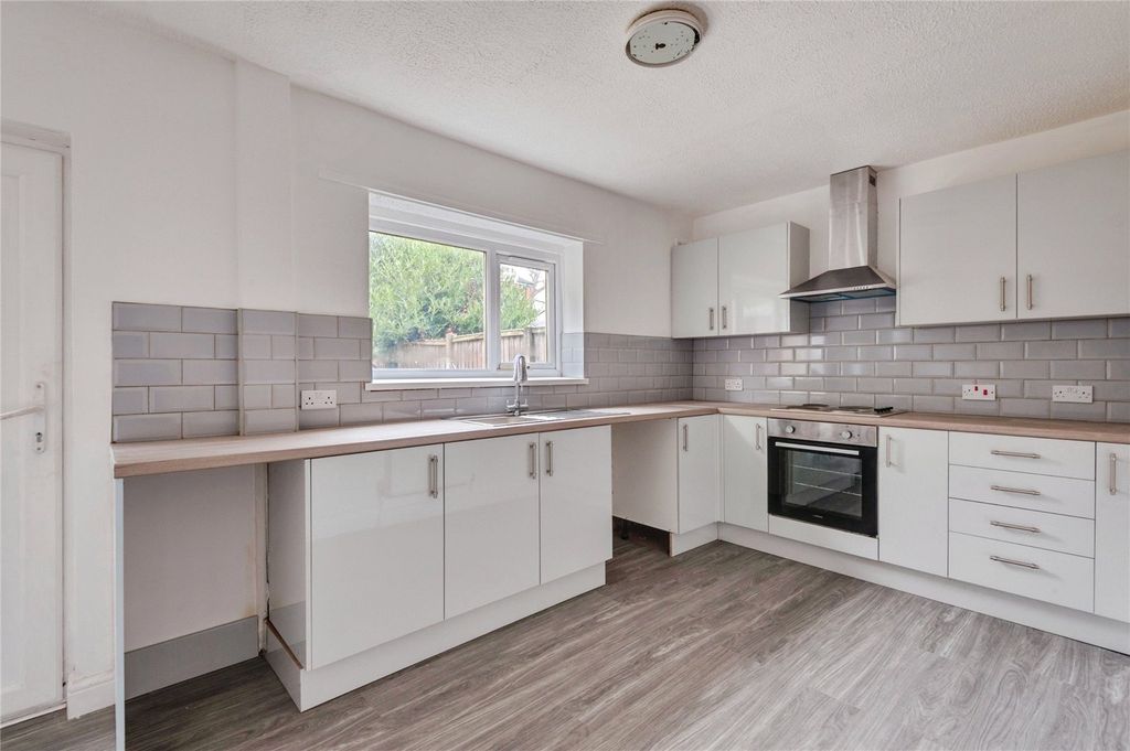 Property photo 3 of 21 Picture No. 19