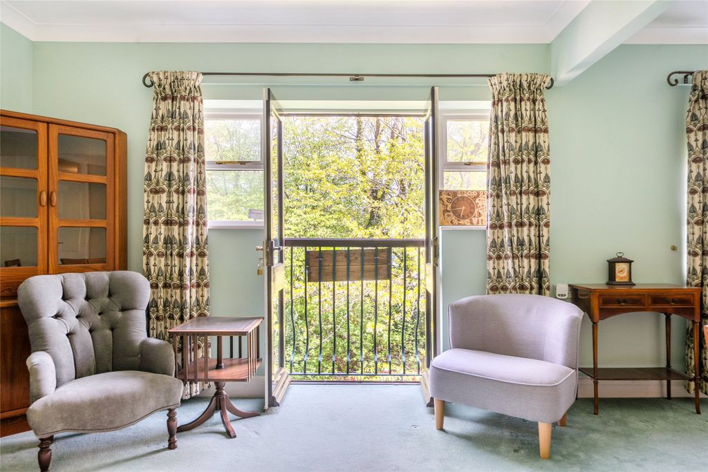 Property photo 3 of 11 Picture No. 08