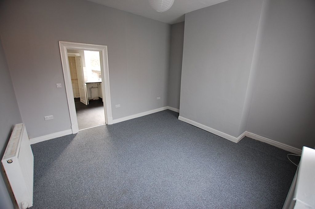 Property photo 2 of 13 Picture No. 01
