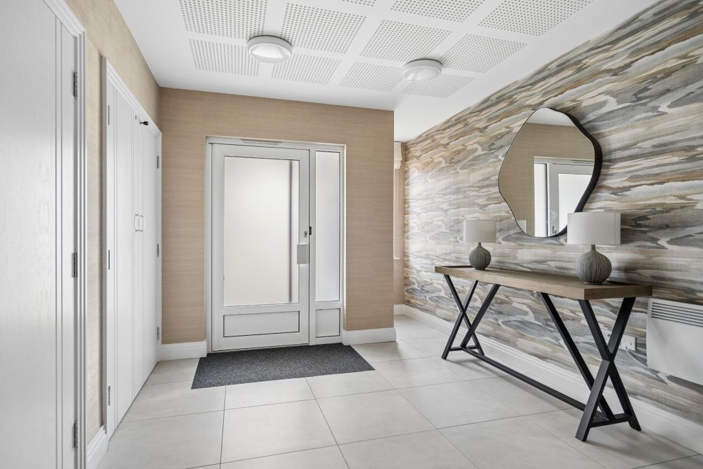 Property photo 3 of 18