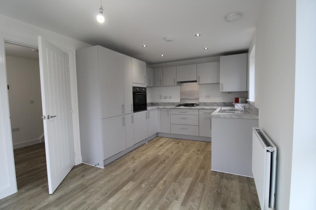 Property photo 2 of 13 Photo 4