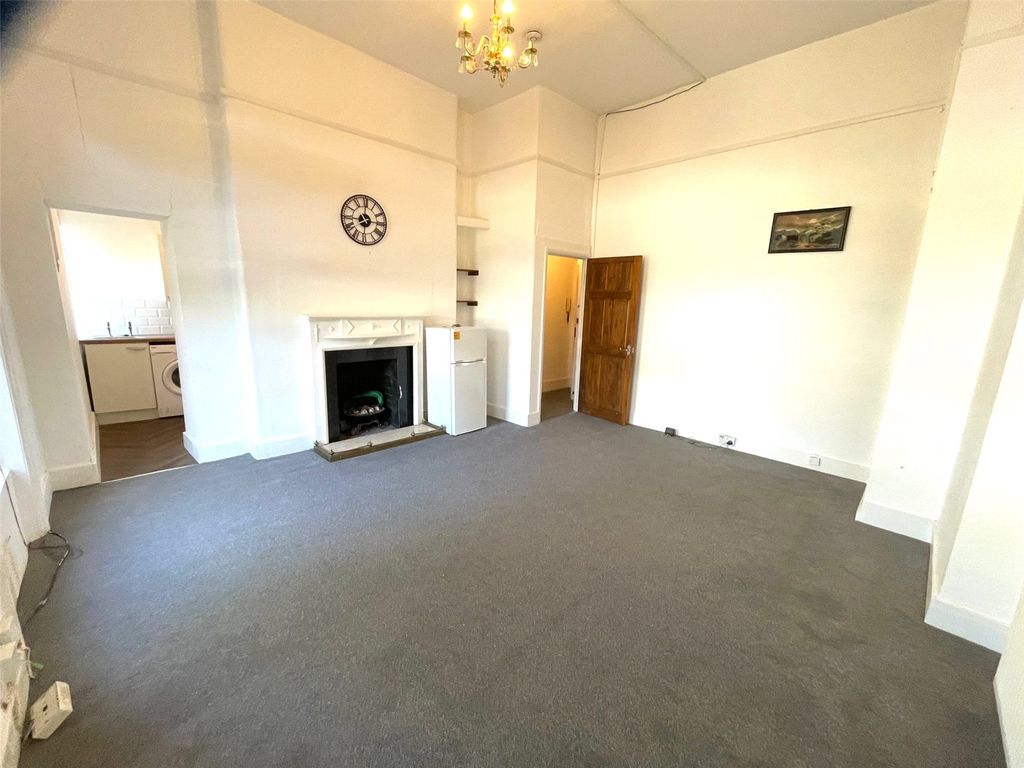 Property photo 3 of 10 Picture No. 15
