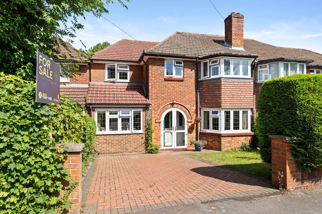 Property photo 1 of 25