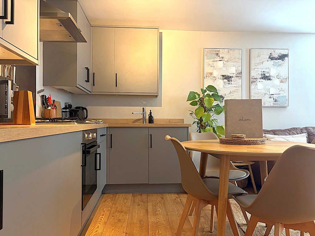 Property photo 3 of 11 Picture No. 05