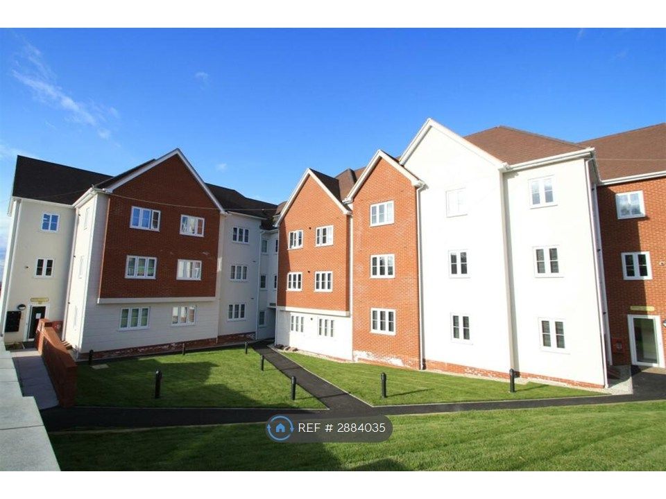 Property photo 2 of 31
