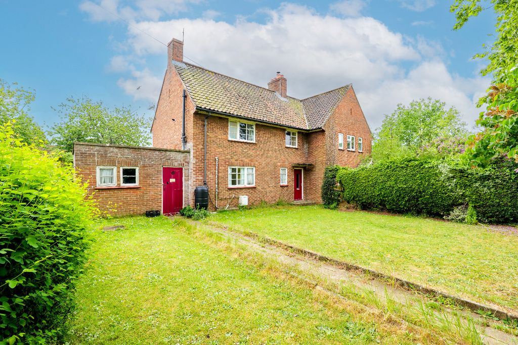 Property photo 1 of 17 4990640