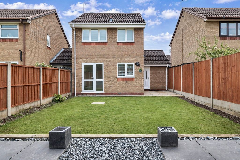 Property photo 2 of 15