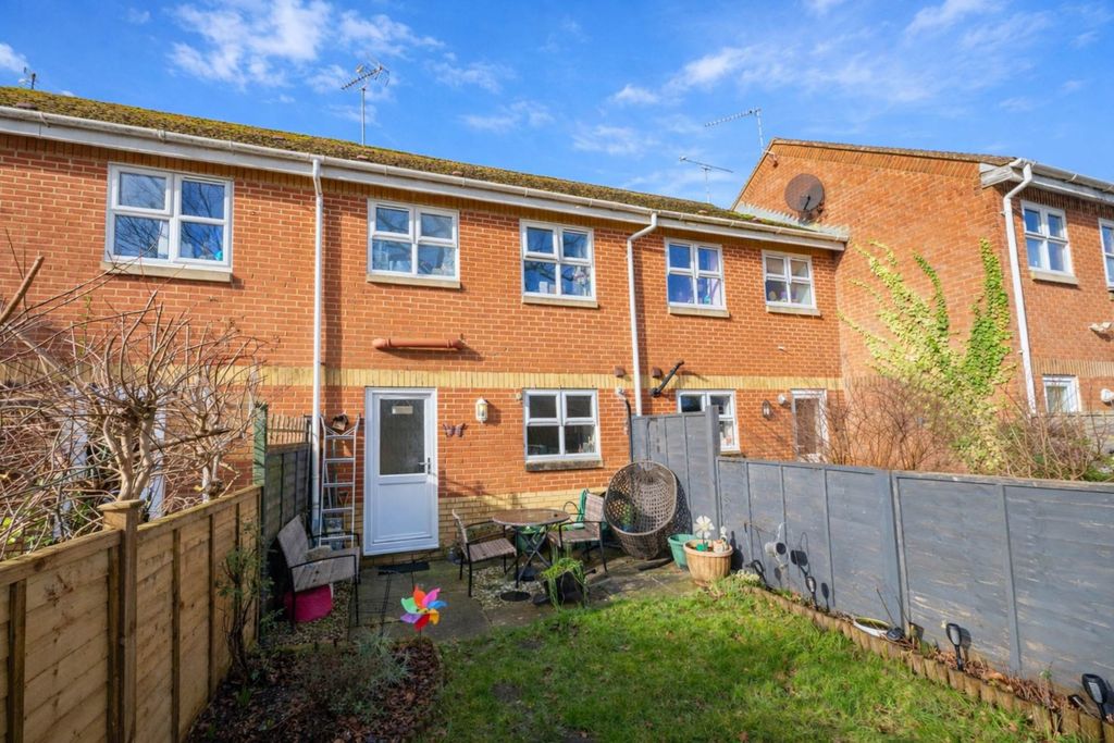 Property photo 2 of 14