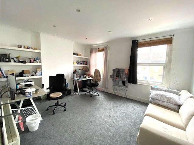 Property photo 2 of 3 Picture No. 01