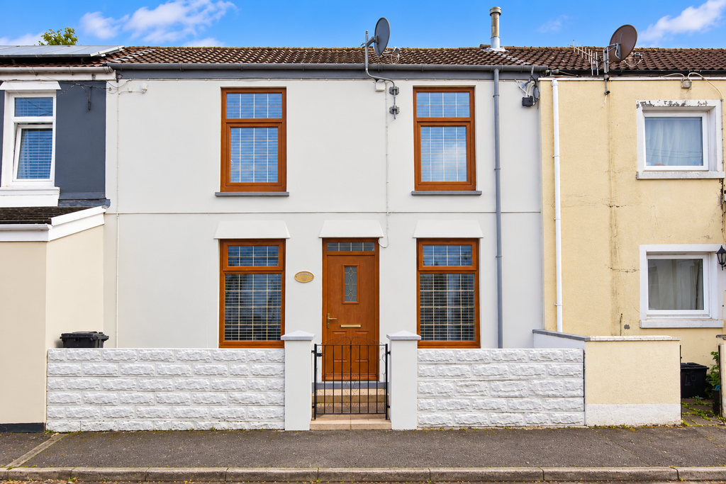 Property photo 1 of 10
