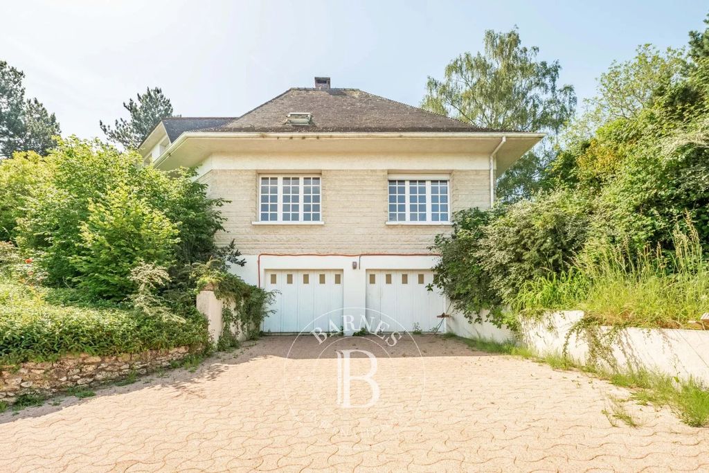Property photo 1 of 7