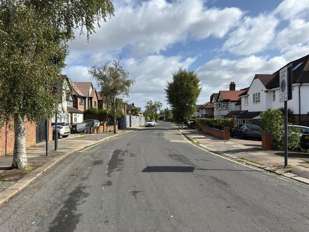 Property photo 2 of 2