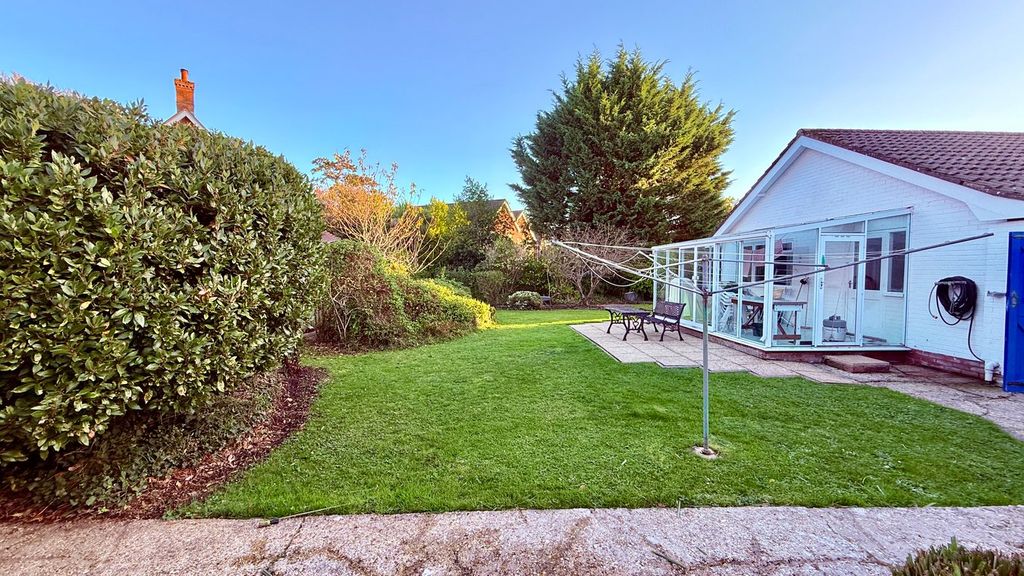 Property photo 2 of 19