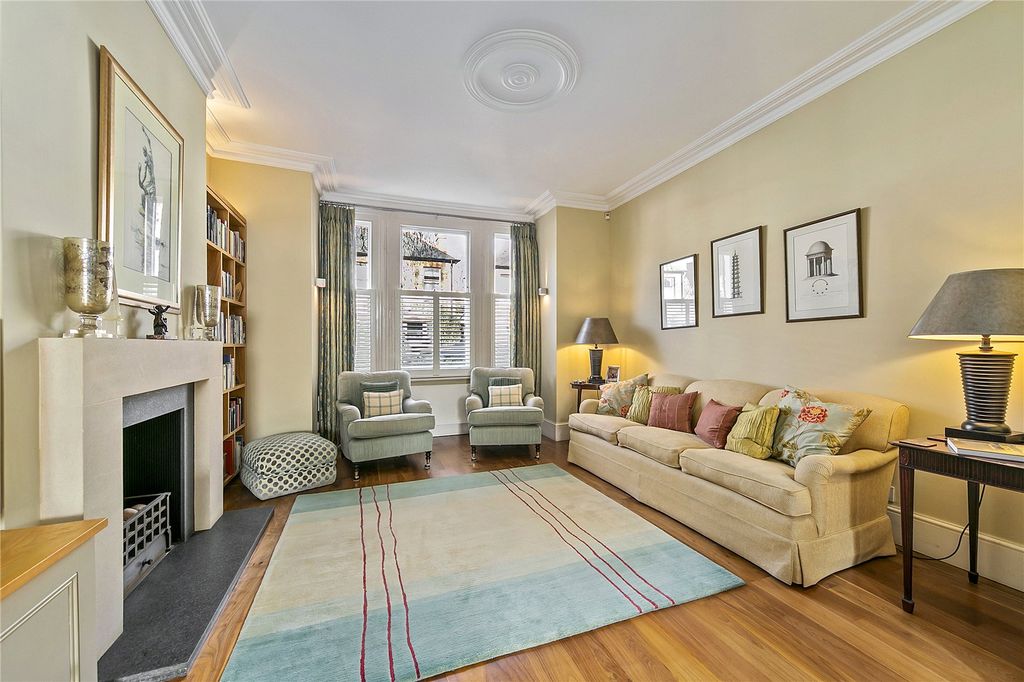 Property photo 3 of 13 Picture No. 02