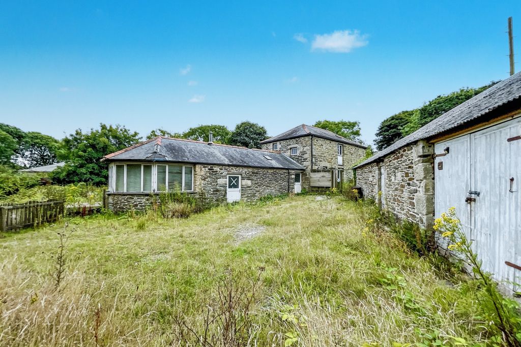 Property photo 1 of 27 Praze Barns, Green Lane, Helston, Cornwall, Tr13 0Sg