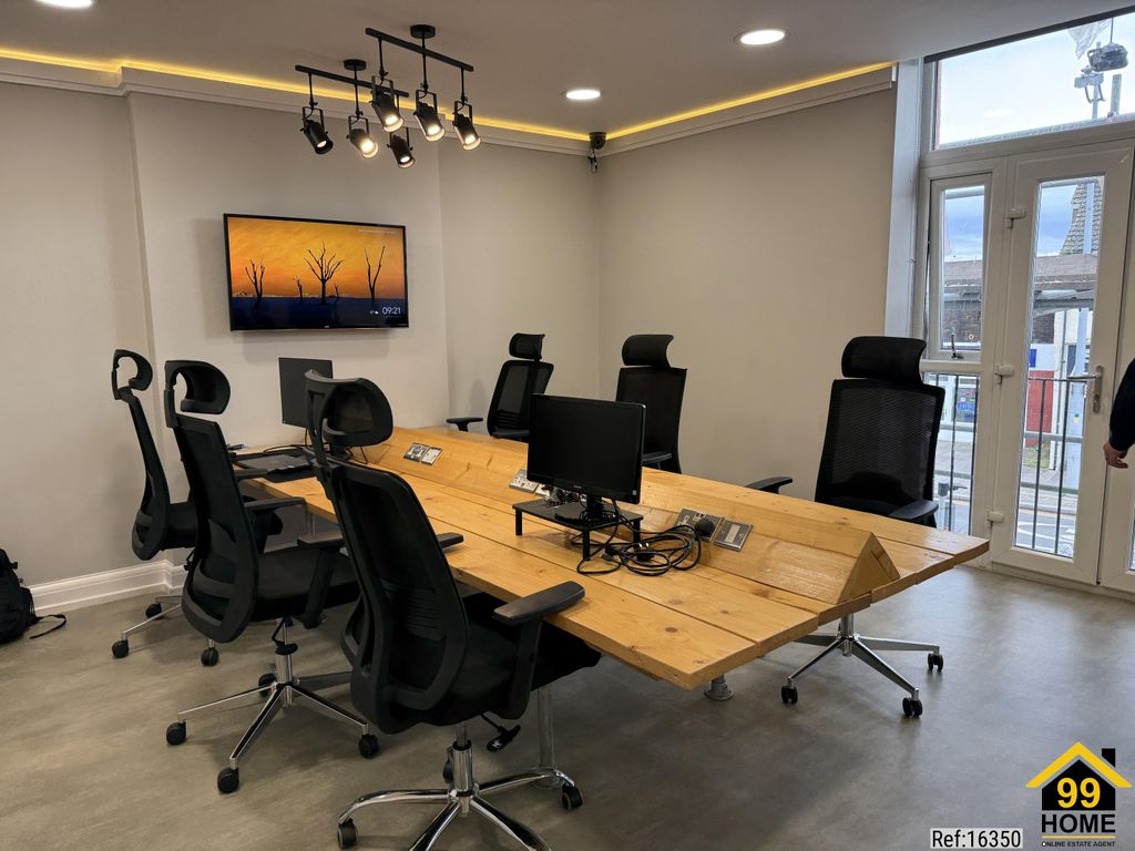 Property photo 3 of 17 Photo 2