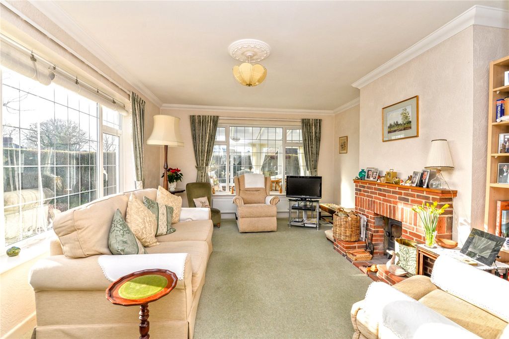 Property photo 2 of 16 Picture No. 33