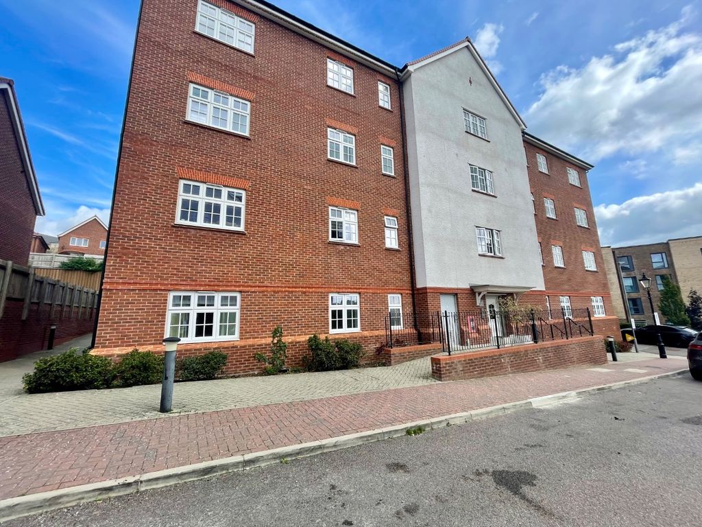 Property photo 1 of 9 4732431