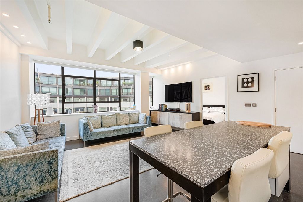 Property photo 1 of 14 Reception Room