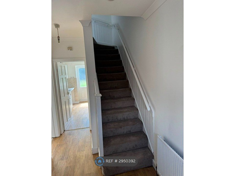 Property photo 2 of 18 Stairs
