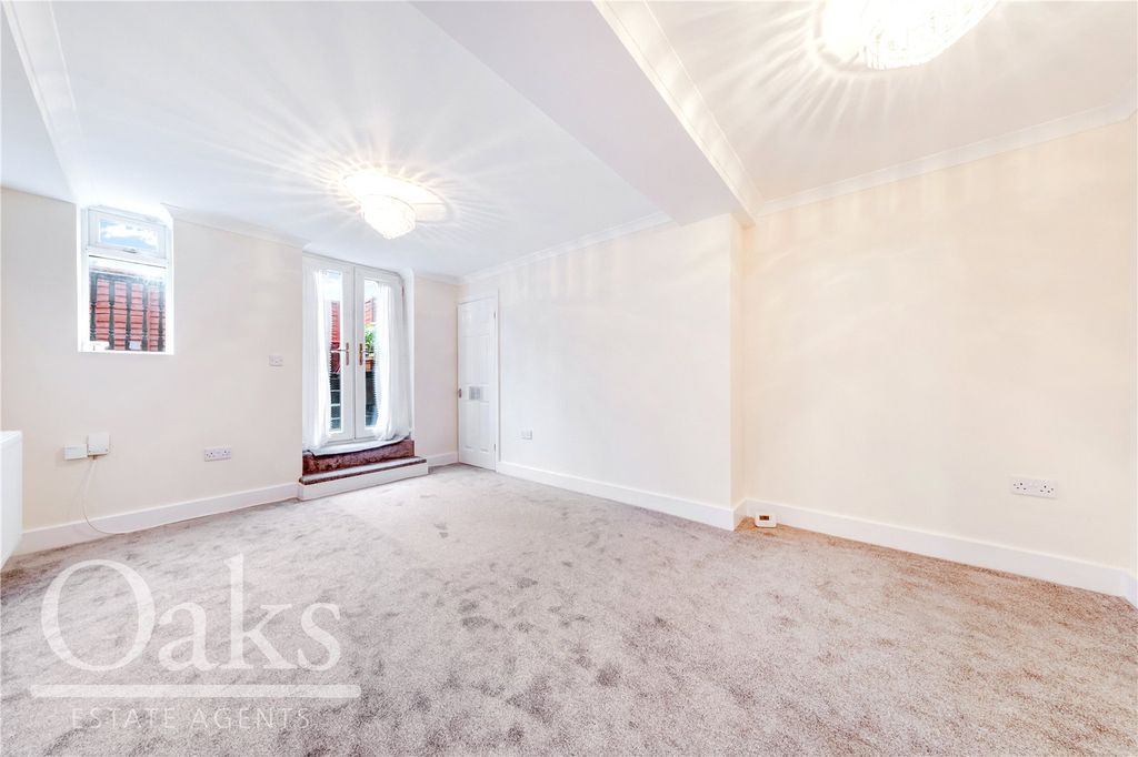 Property photo 1 of 8 Picture No. 05