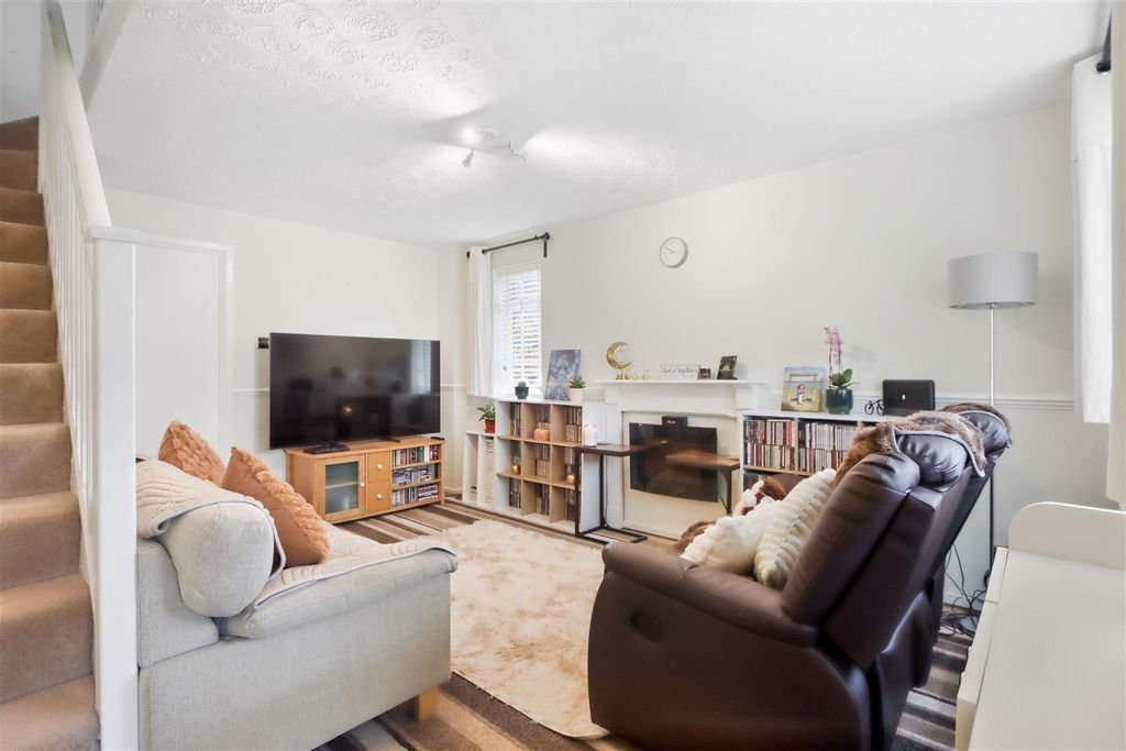 Property photo 2 of 13 Living Room