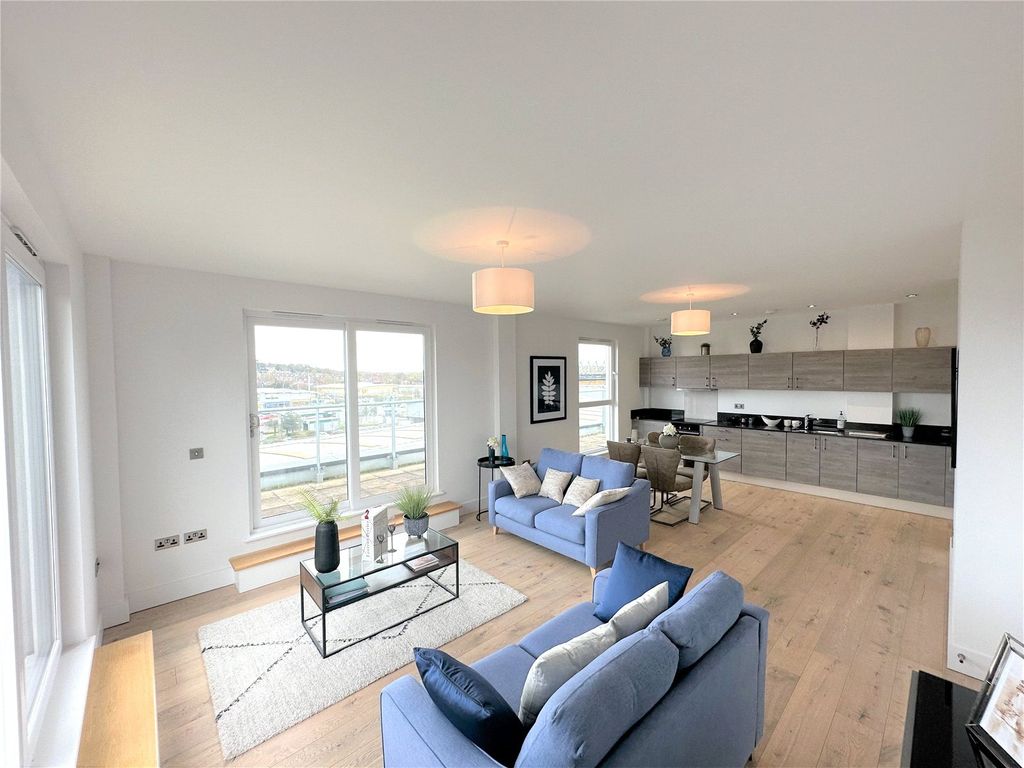 Property photo 2 of 9 Picture No. 04