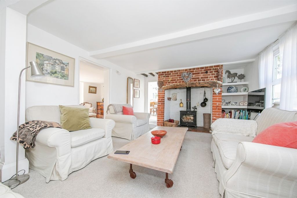 Property photo 3 of 19