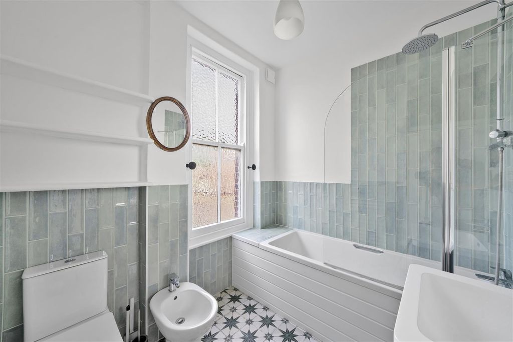 Property photo 3 of 16 15-16.Jpg