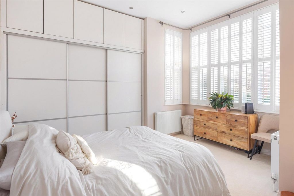 Property photo 3 of 14 Picture No. 12