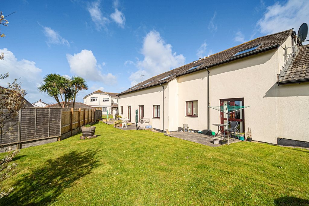 Property photo 1 of 18 1433949-4-69c3E5Ef65721-Arw-1