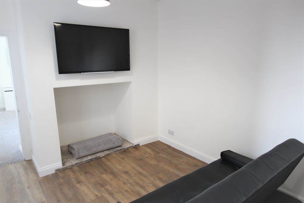 Property photo 3 of 5 Lounge Sandyford