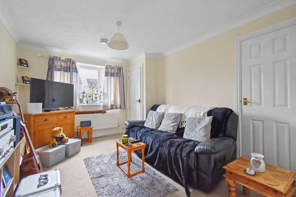 Property photo 3 of 10