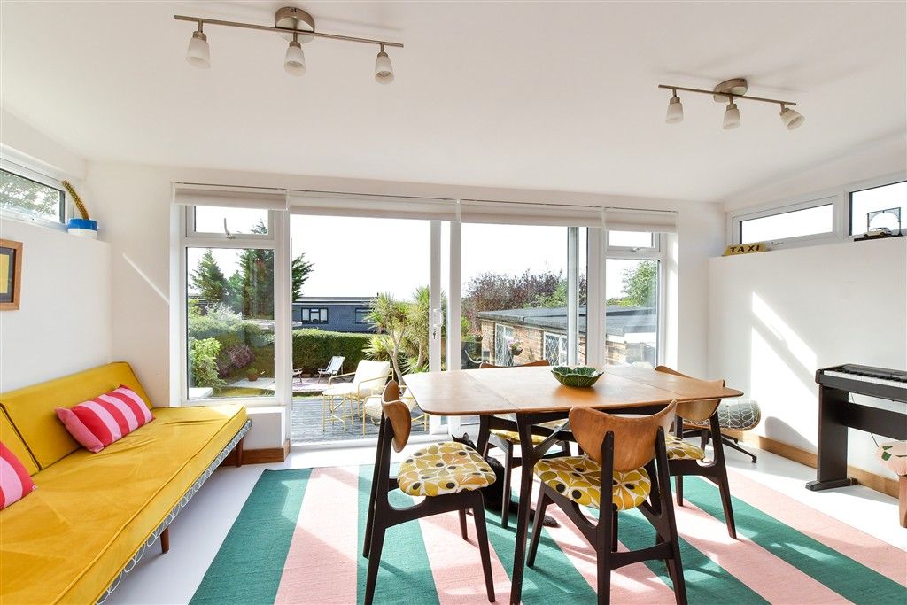 Property photo 3 of 16 Sun Room