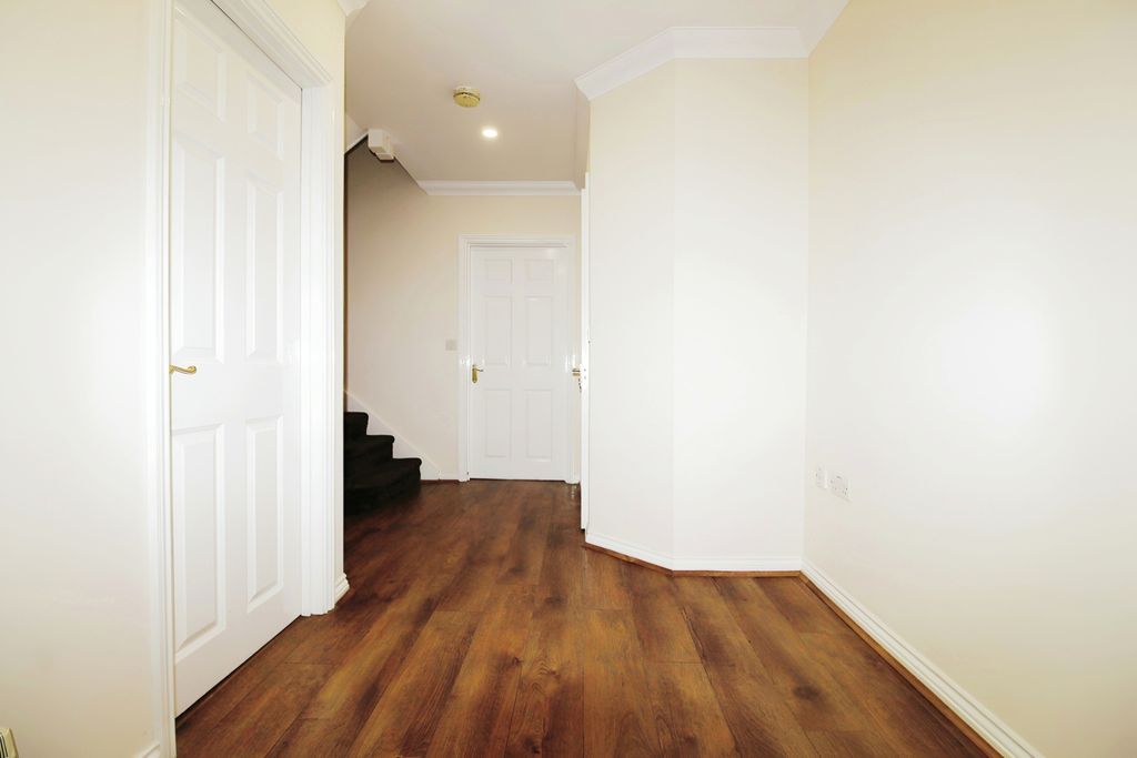 Property photo 2 of 25 120A67d8-164B79083398Fe3De3Edbcf73De2Cbf9