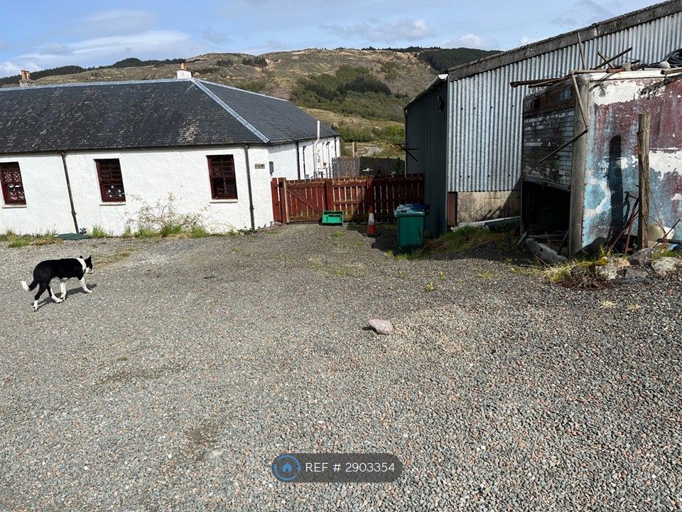 Property photo 2 of 15 Car Park
