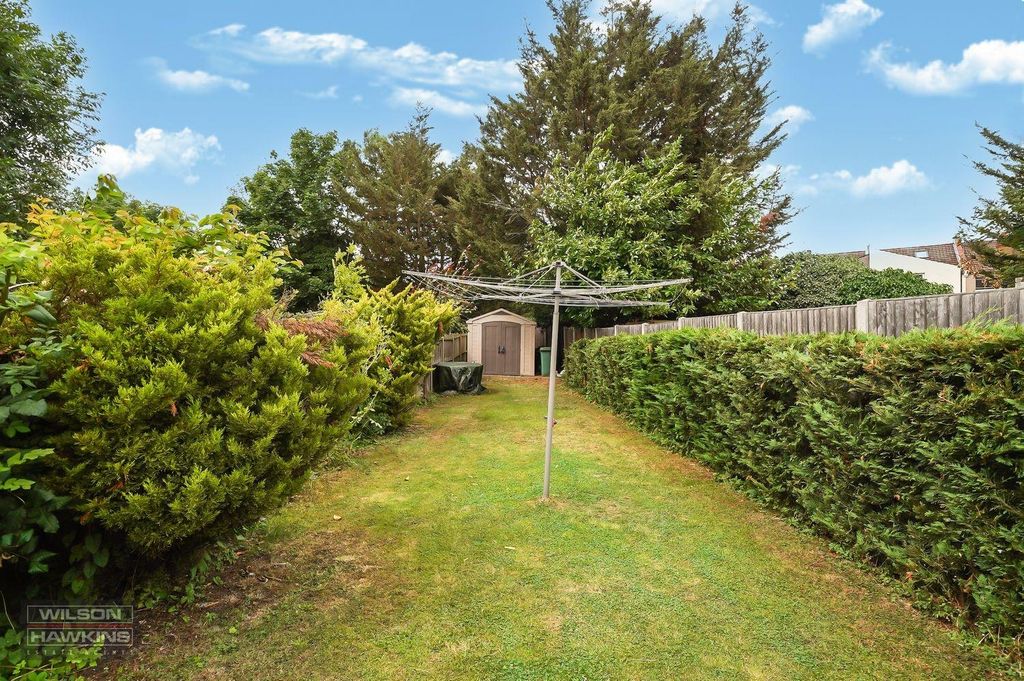 Property photo 2 of 20 35 Welldon Crescent - Ueqd3Uktf8Aekmtfgeh9.Jpg