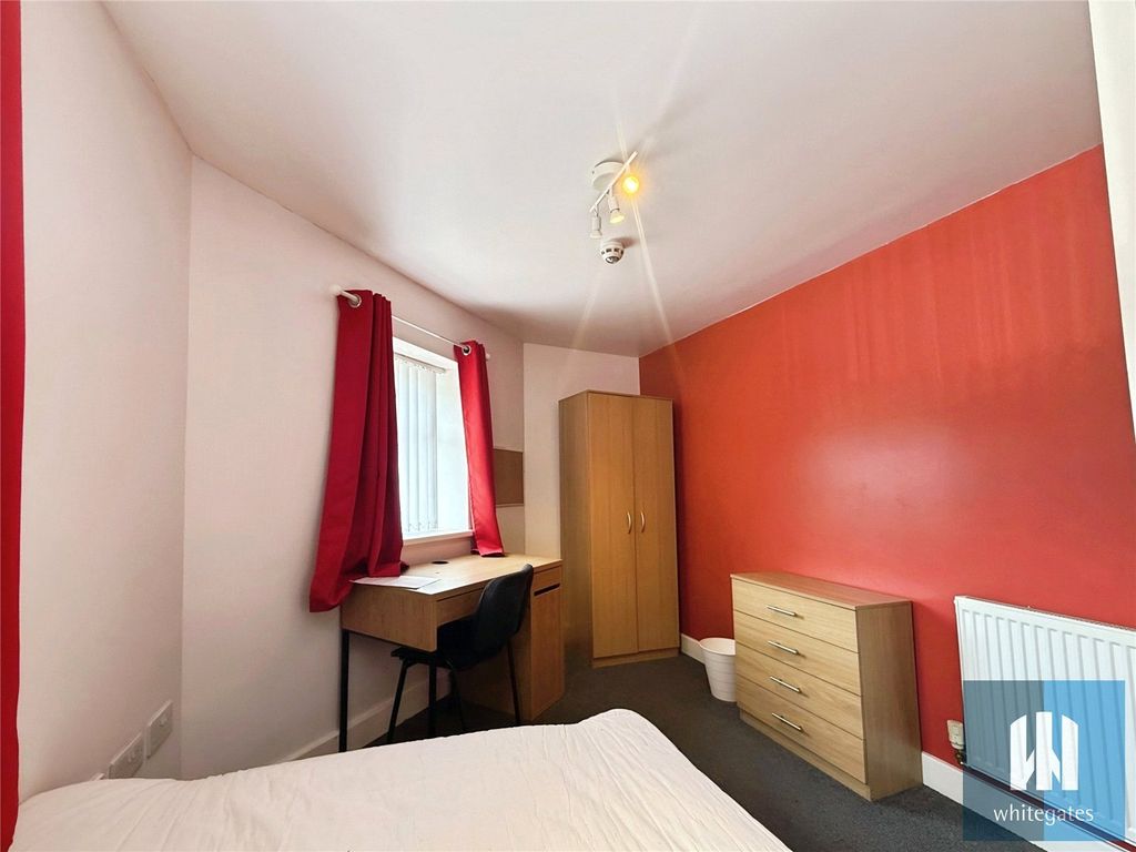 Property photo 3 of 5 Picture No. 01