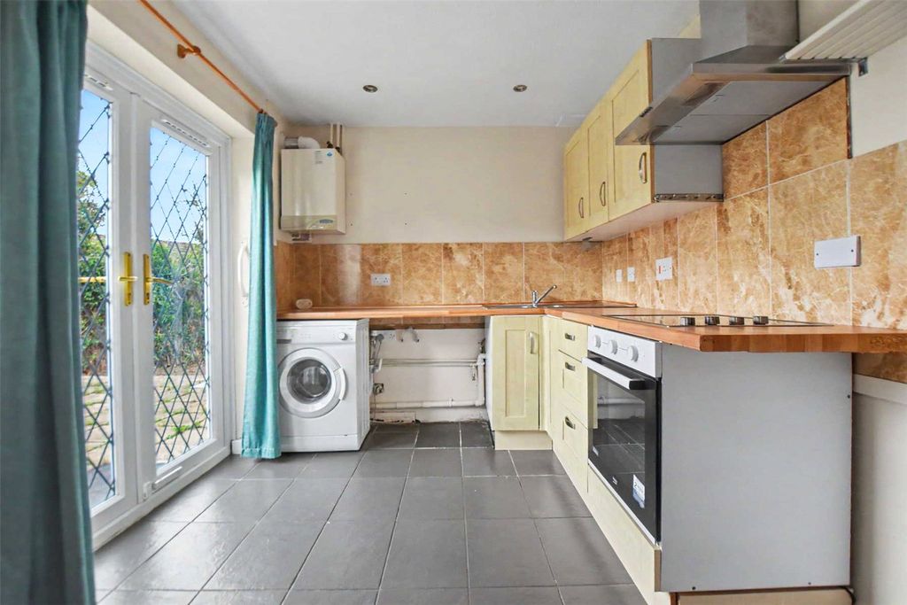 Property photo 3 of 13 Picture No. 41