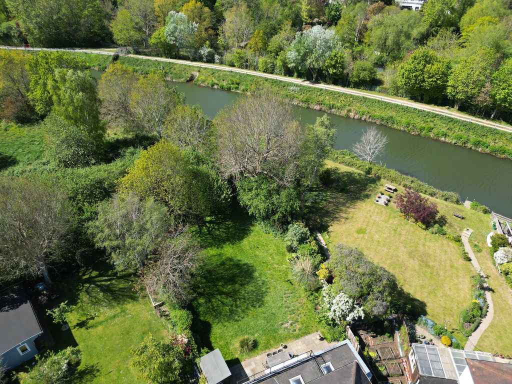 Additional image 17 of 4 bed detached house for saleEmber Farm Way, East Molesey KT8