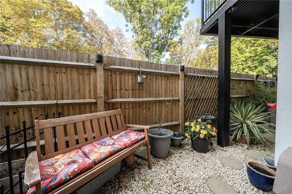 Property photo 3 of 15 Picture No. 04