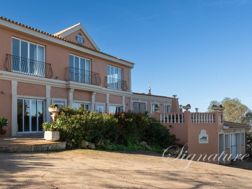 Property photo 2 of 59