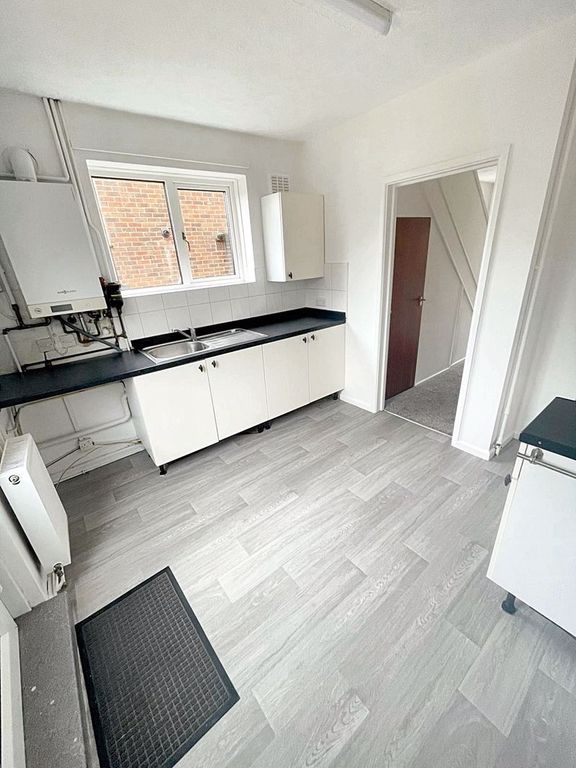 Property photo 2 of 21 Photo 6