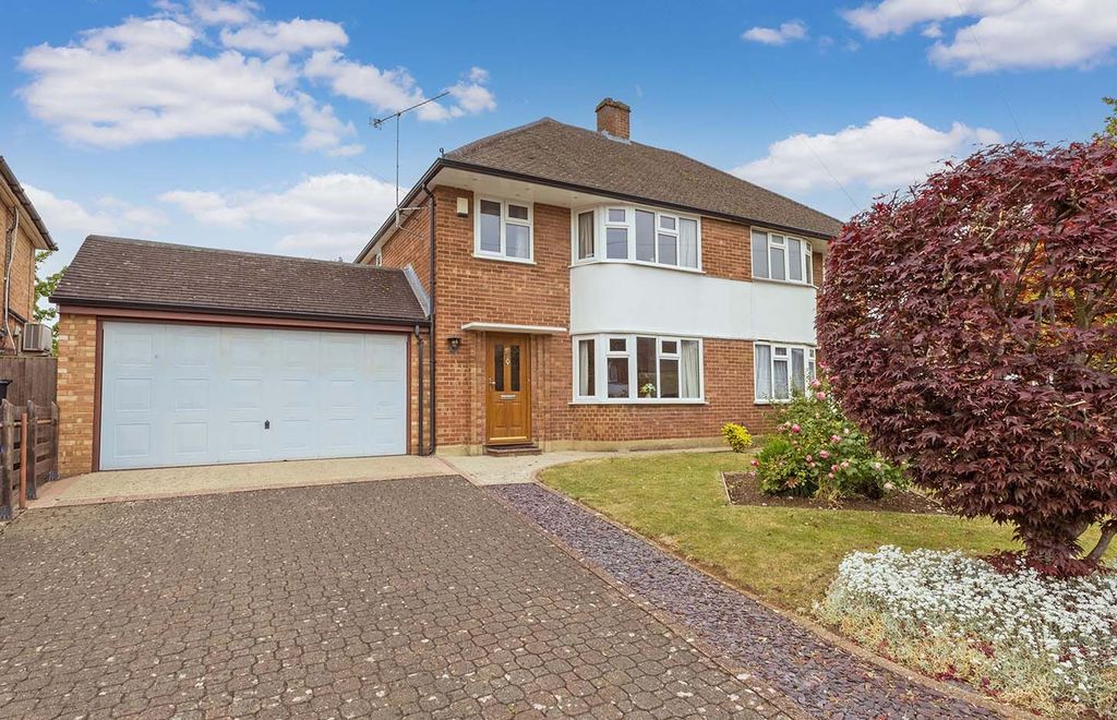 Property photo 2 of 19