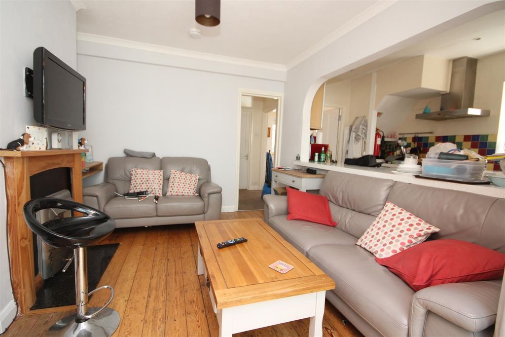 Property photo 3 of 12 Img_4587.Jpg