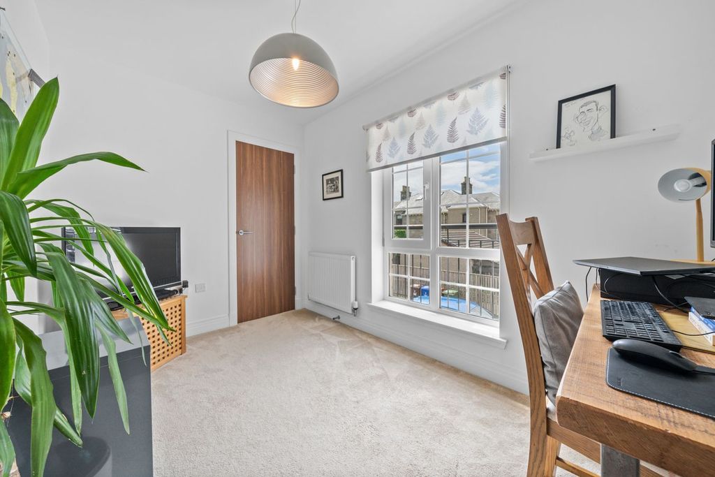 Additional image 52 of 5 bed detached house for saleCastleton Crescent, Falkirk FK2